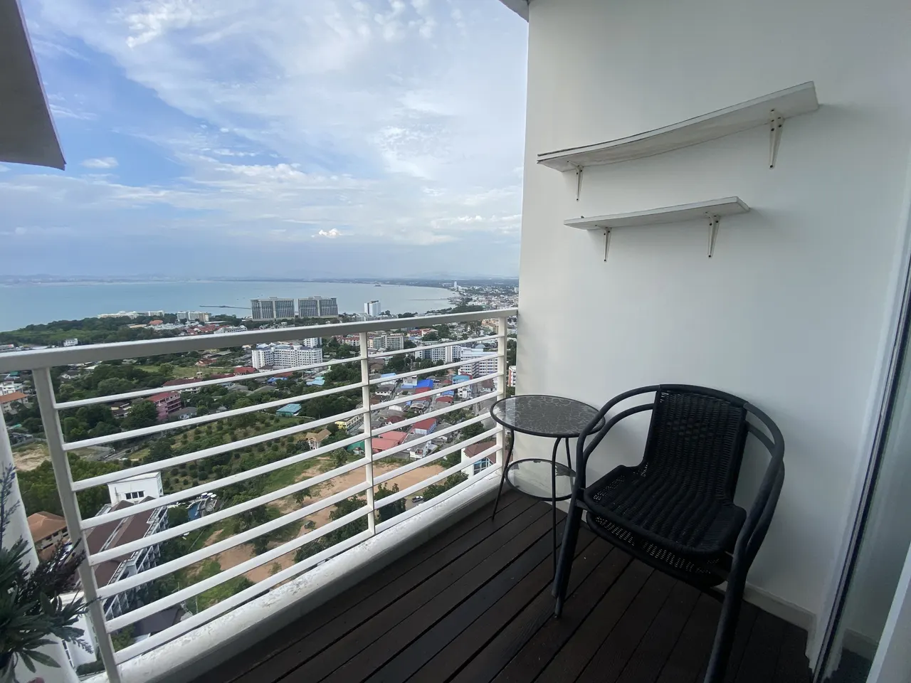 Condo · 1 ห้องน้ำ · 28 m²