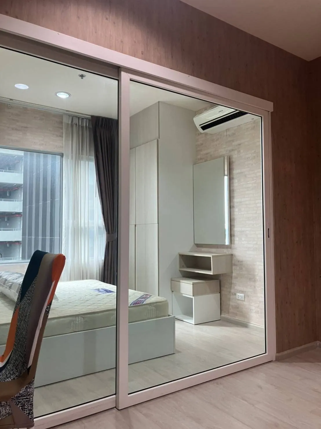 1 bd · 1 ba · 26 m²