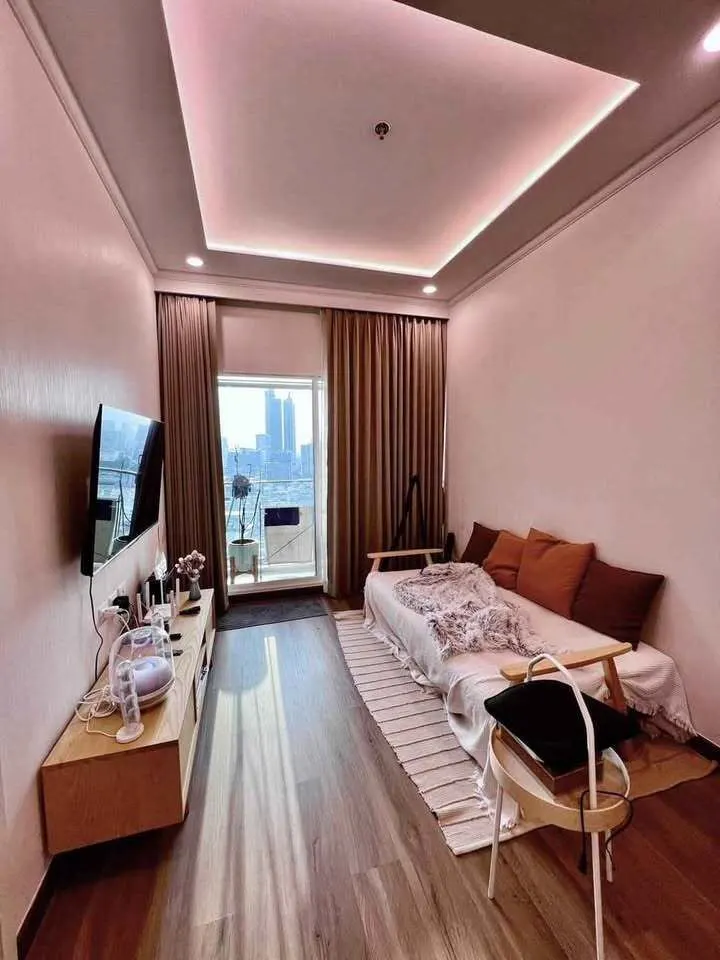 Condo · 1 bd · 1 ba · 49 m²