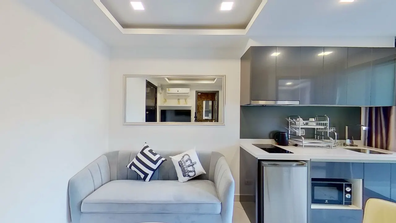 Arcadia Center Suites