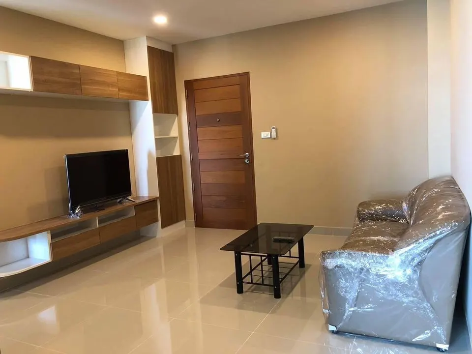 Condo · 1 室 · 1 卫 · 44 m²