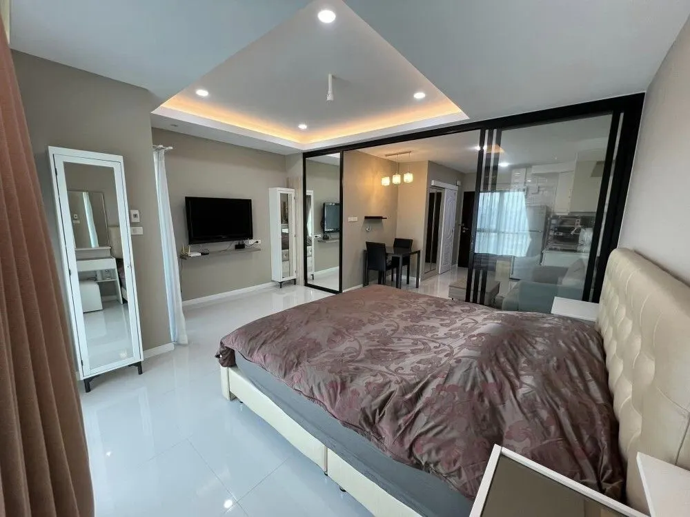 Condo · 1 室 · 1 卫 · 40 m²