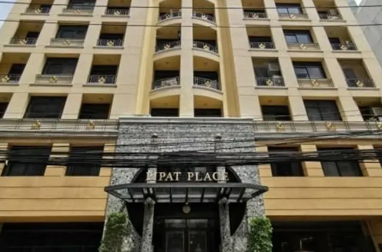 Pipat Place