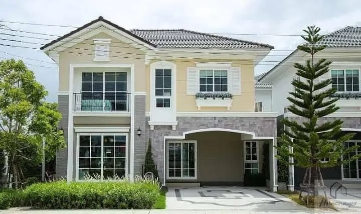House · 4 bd · 3 ba · 136 m²