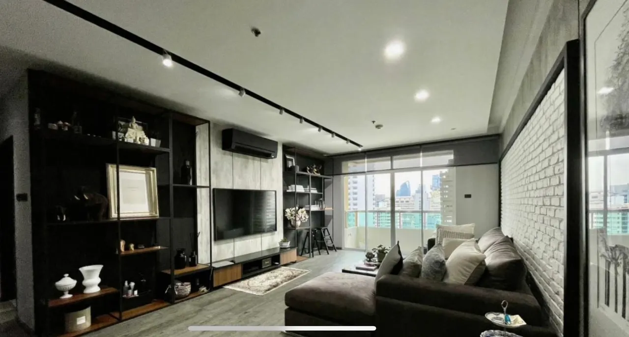 Condo · 2 室 · 1 卫 · 96 m²