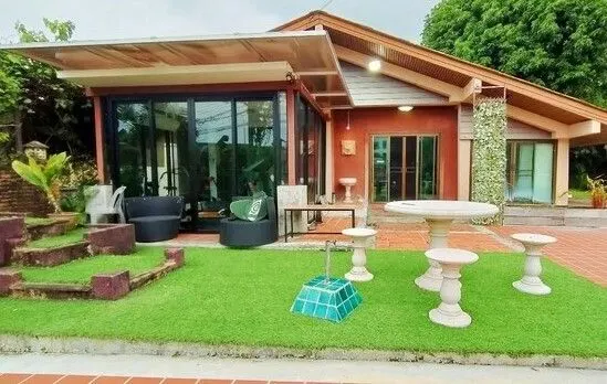 Chok Thip Villa
