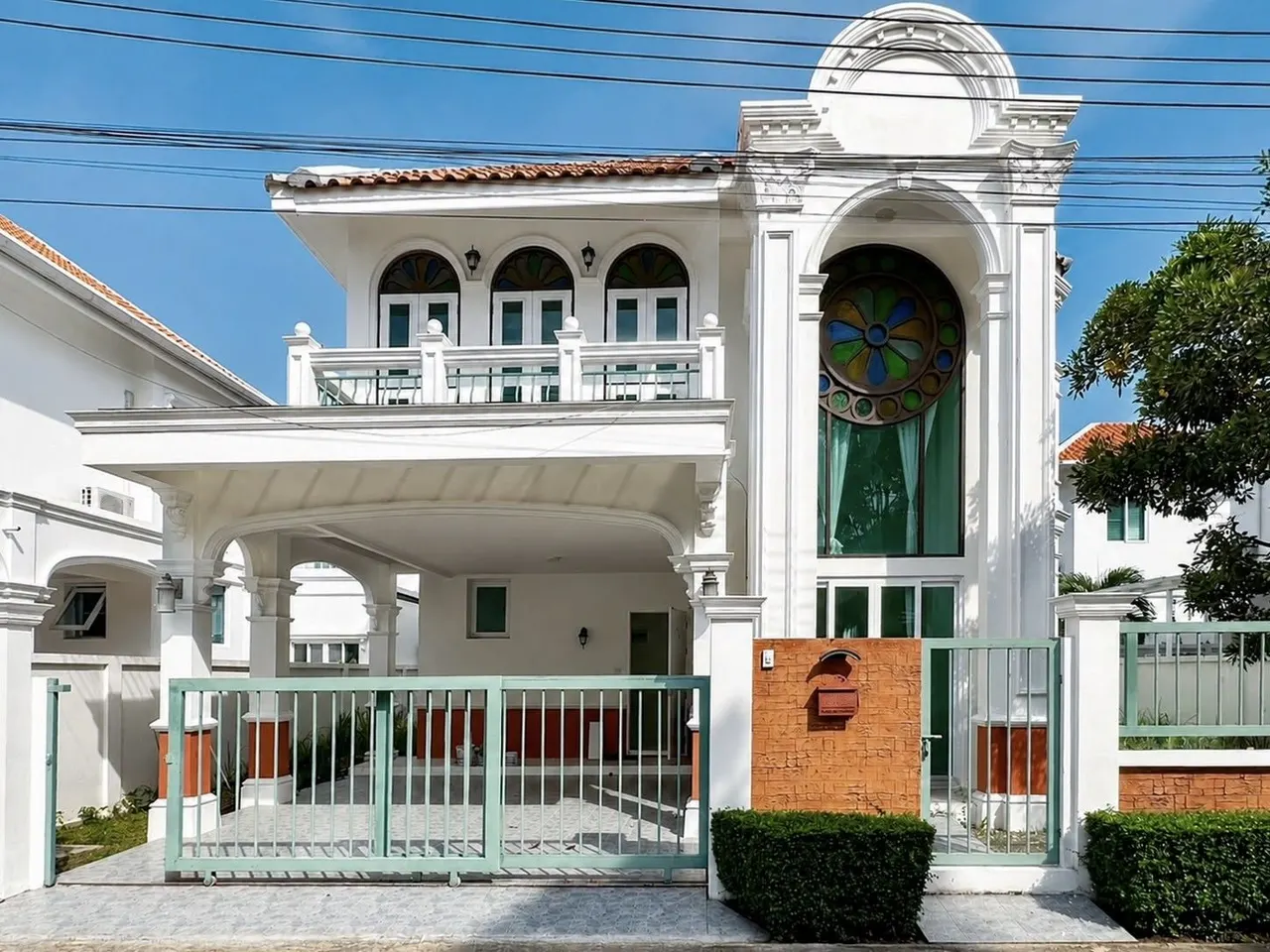 House · 3 ch. · 3 sdb · 168 m²
