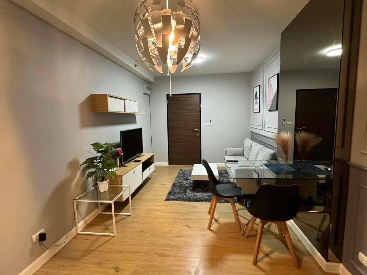 Condo · 1 ba · 44 m²