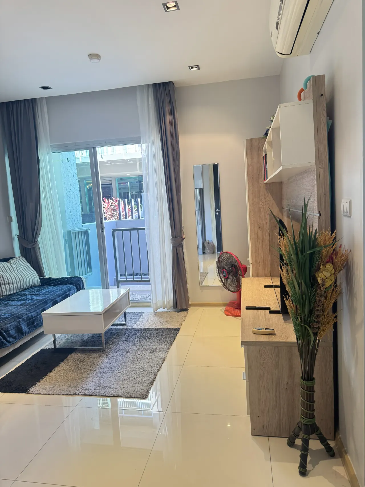 Condo · 1 bd · 1 ba · 38 m²