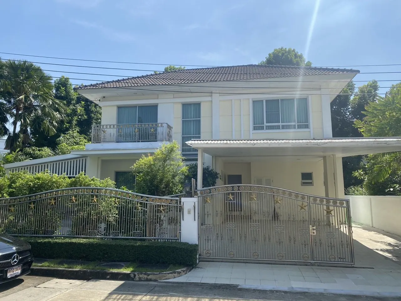 4 ch. · 3 sdb · 245 m²
