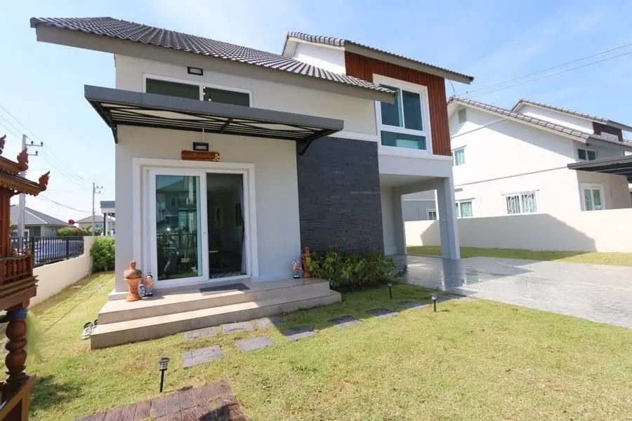 House · 4 bd · 2 ba · 128 m²