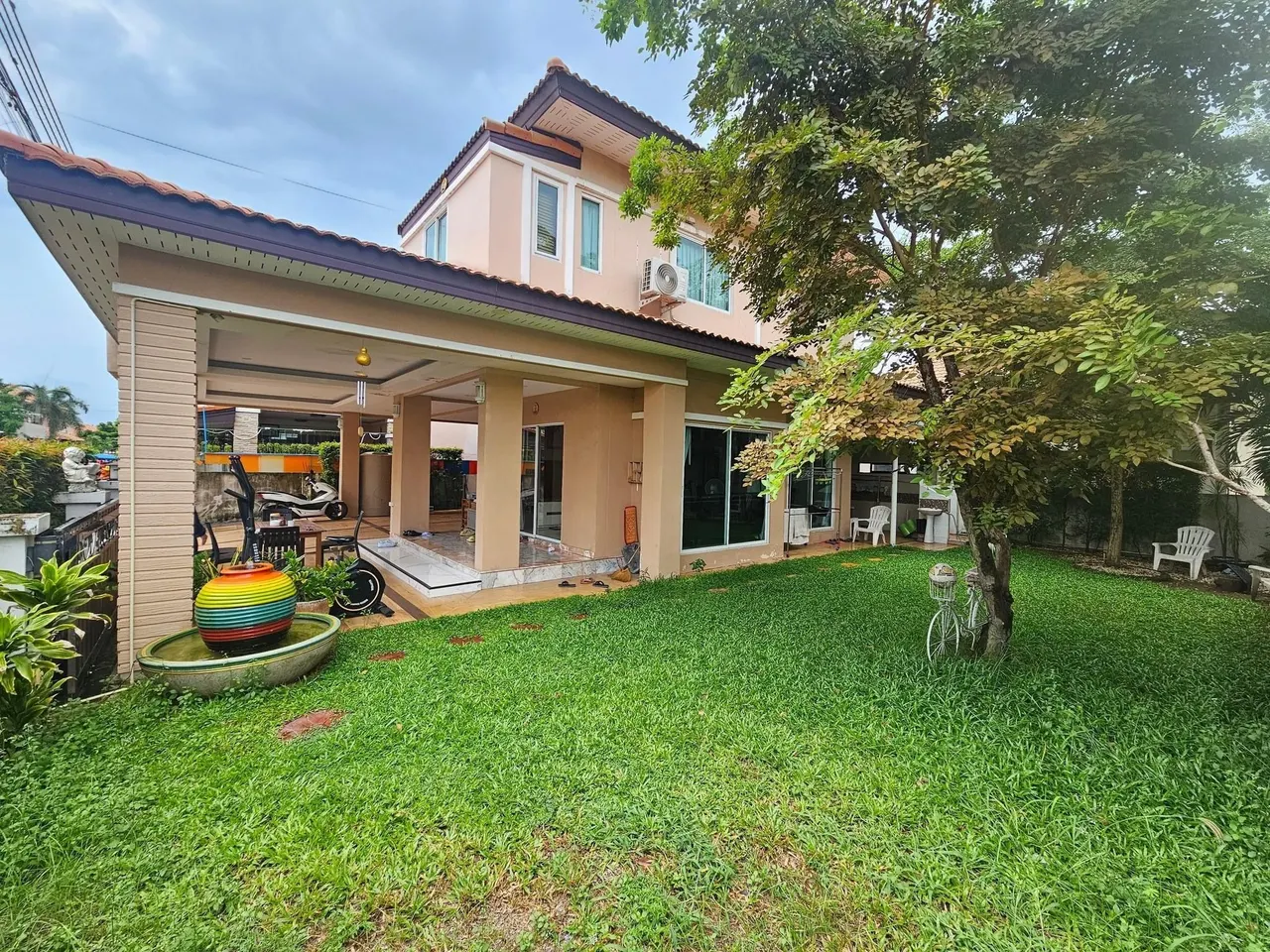 House · 3 ห้องนอน · 3 ห้องน้ำ · 200 m²