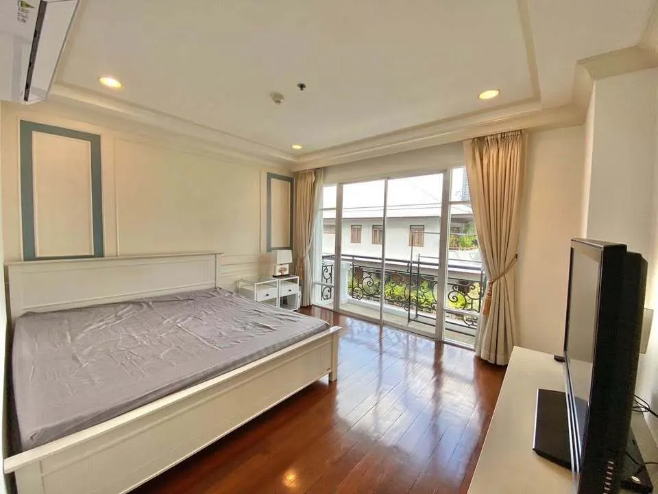 Condo · 3 ห้องนอน · 5 ห้องน้ำ · 132 m²