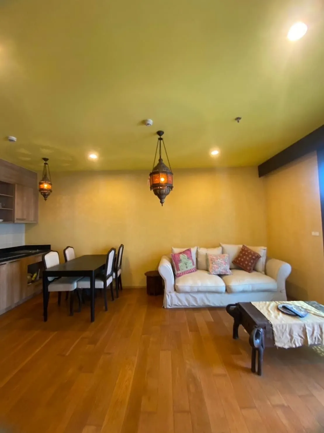 Condo · 1 ห้องนอน · 1 ห้องน้ำ · 49 m²