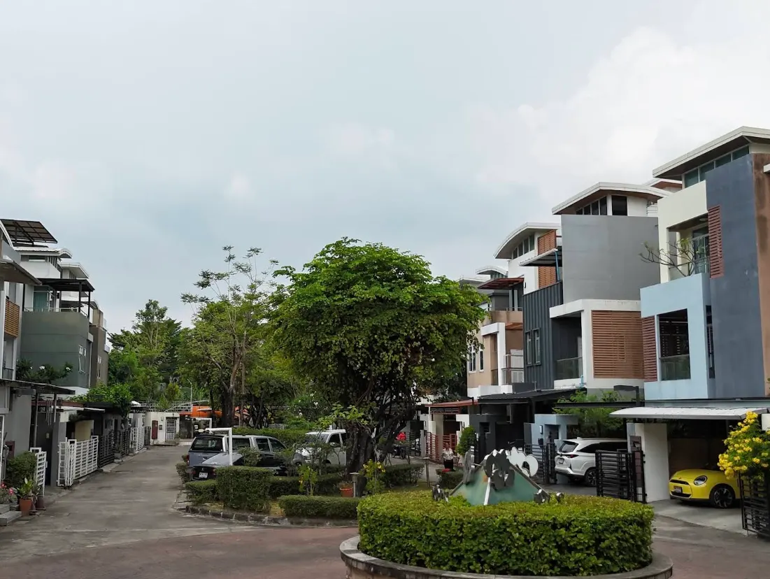 Iris Residence