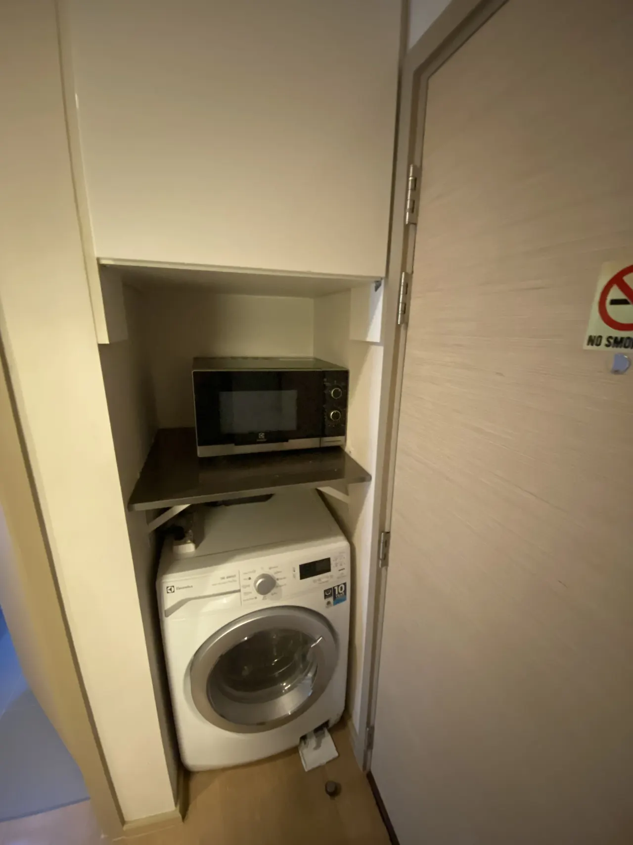Condo · 1 bd · 1 ba · 39 m²