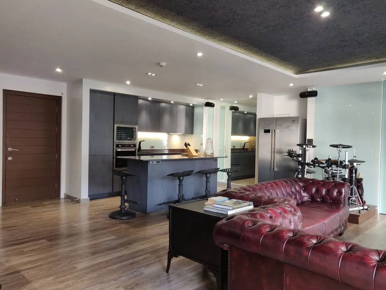 Condo · 2 室 · 2 卫 · 115 m²