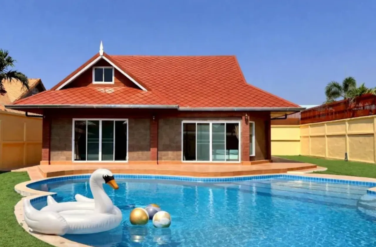 RT Life Jomtien Pool Villa Pattaya