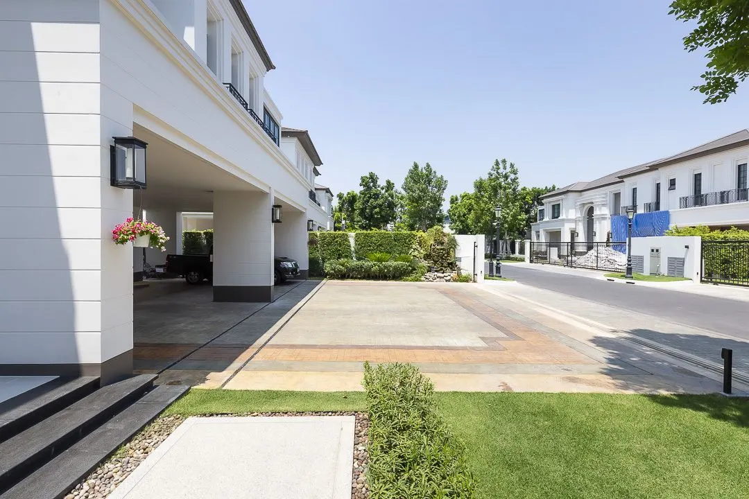 House · 4 bd · 4 ba · 459 m²