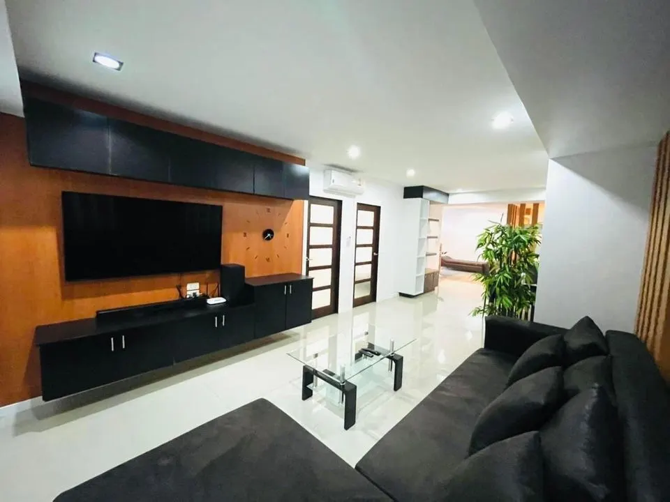 Condo · 2 bd · 2 ba · 118 m²