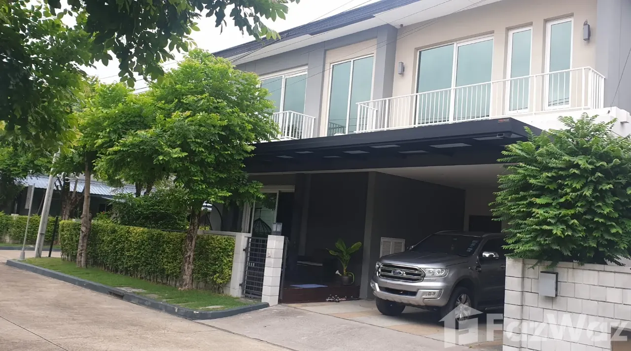 House · 4 ch. · 5 sdb · 275 m²