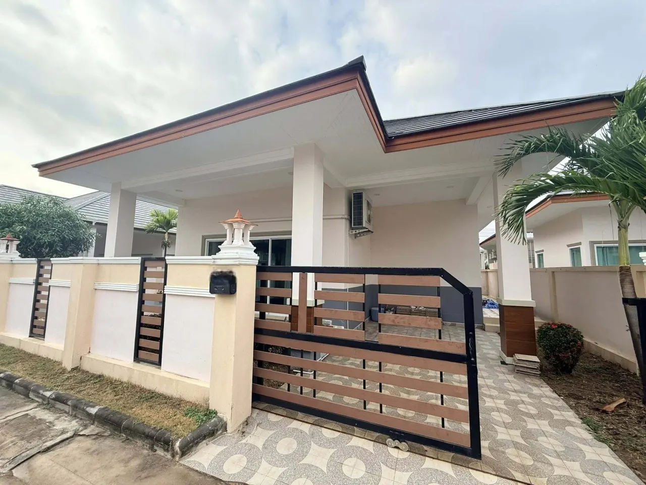 Villa · 2 ห้องนอน · 2 ห้องน้ำ · 138 m²