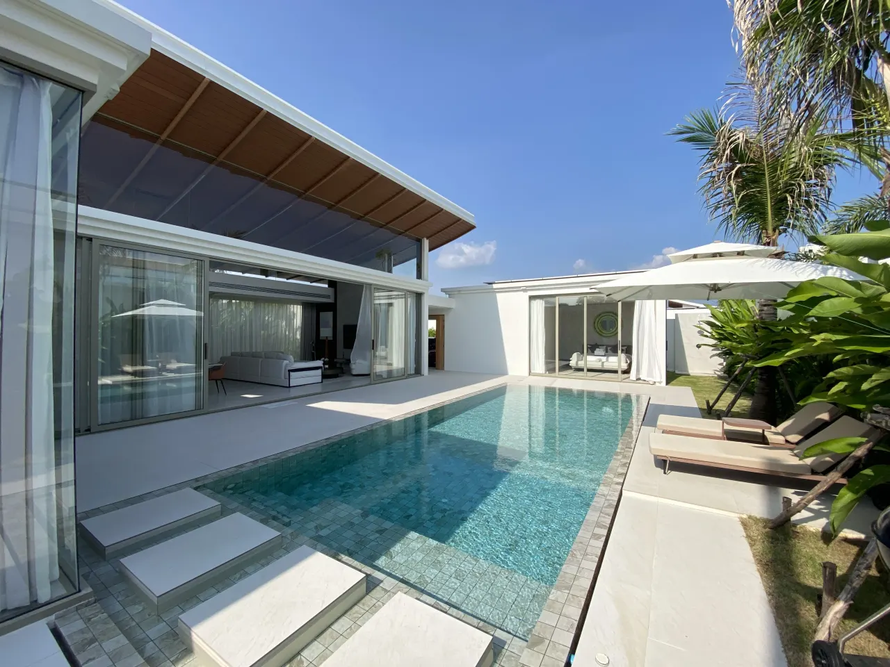 Villa · 3 ห้องนอน · 3 ห้องน้ำ · 310 m²