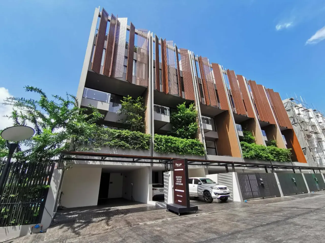 The Park Lane Sukhumvit - Bearing