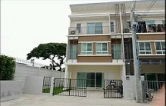 Villette Lite Pattanakarn 38