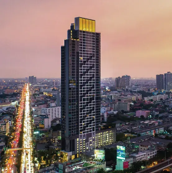 Bright Wongwian Yai