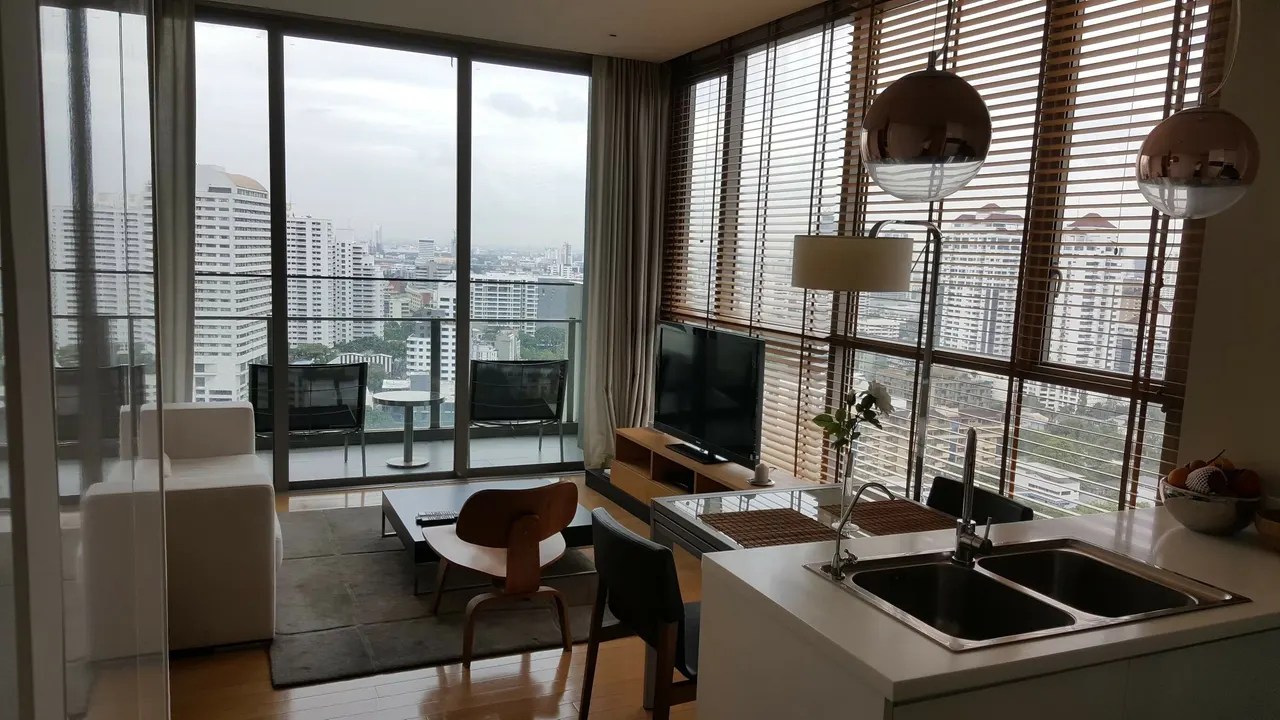 Condo · 1 ห้องนอน · 1 ห้องน้ำ · 56 m²