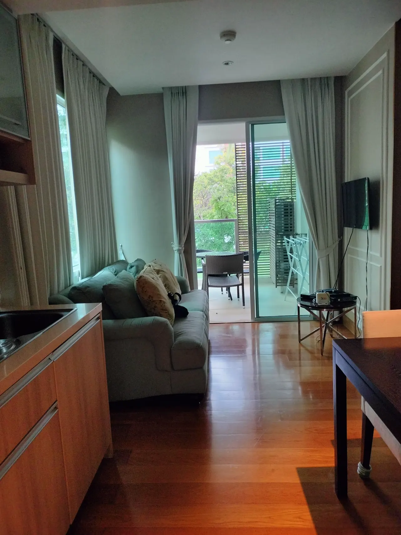 Condo · 1 bd · 1 ba · 43 m²