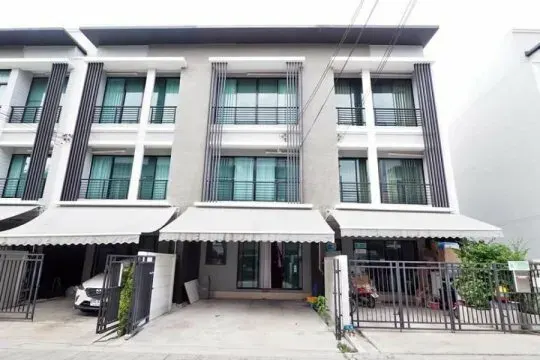 Baan Klang Muang Rama 9 - Ramkhamhaeng