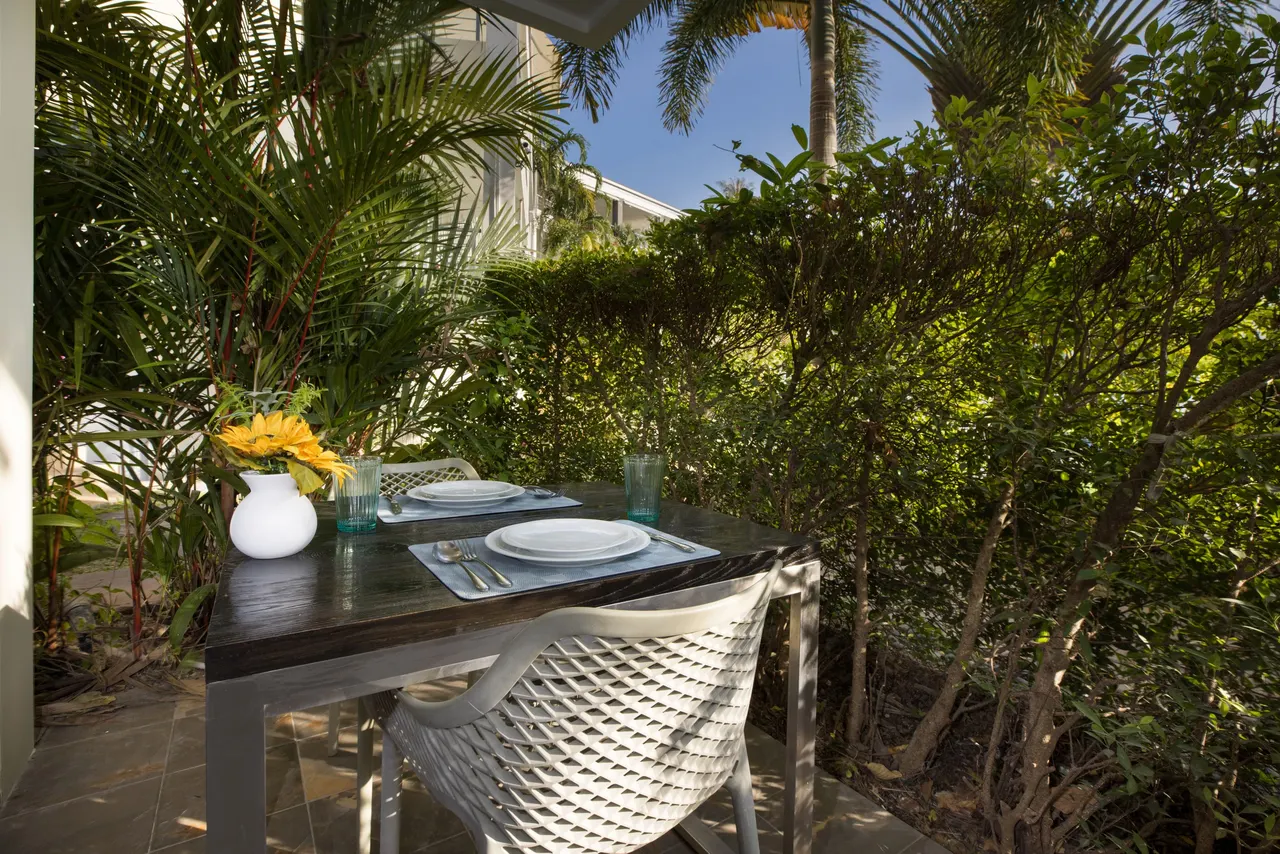 Condo · 1 室 · 1 卫 · 52 m²