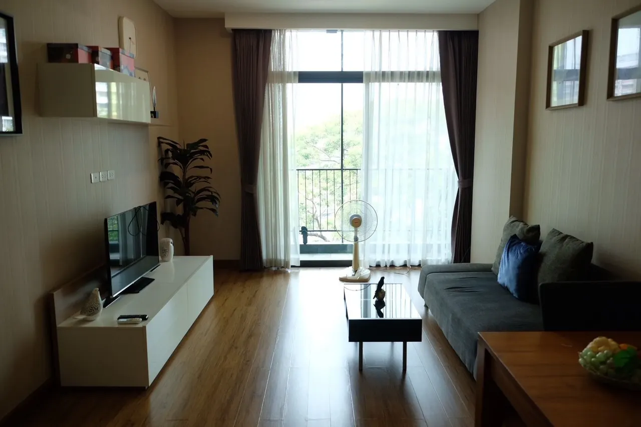 Condo · 1 bd · 2 ba · 54 m²