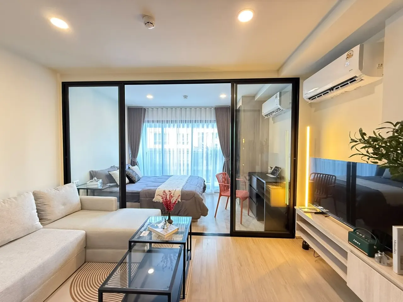 Condo · 1 сп. · 1 ванн. · 29 m²