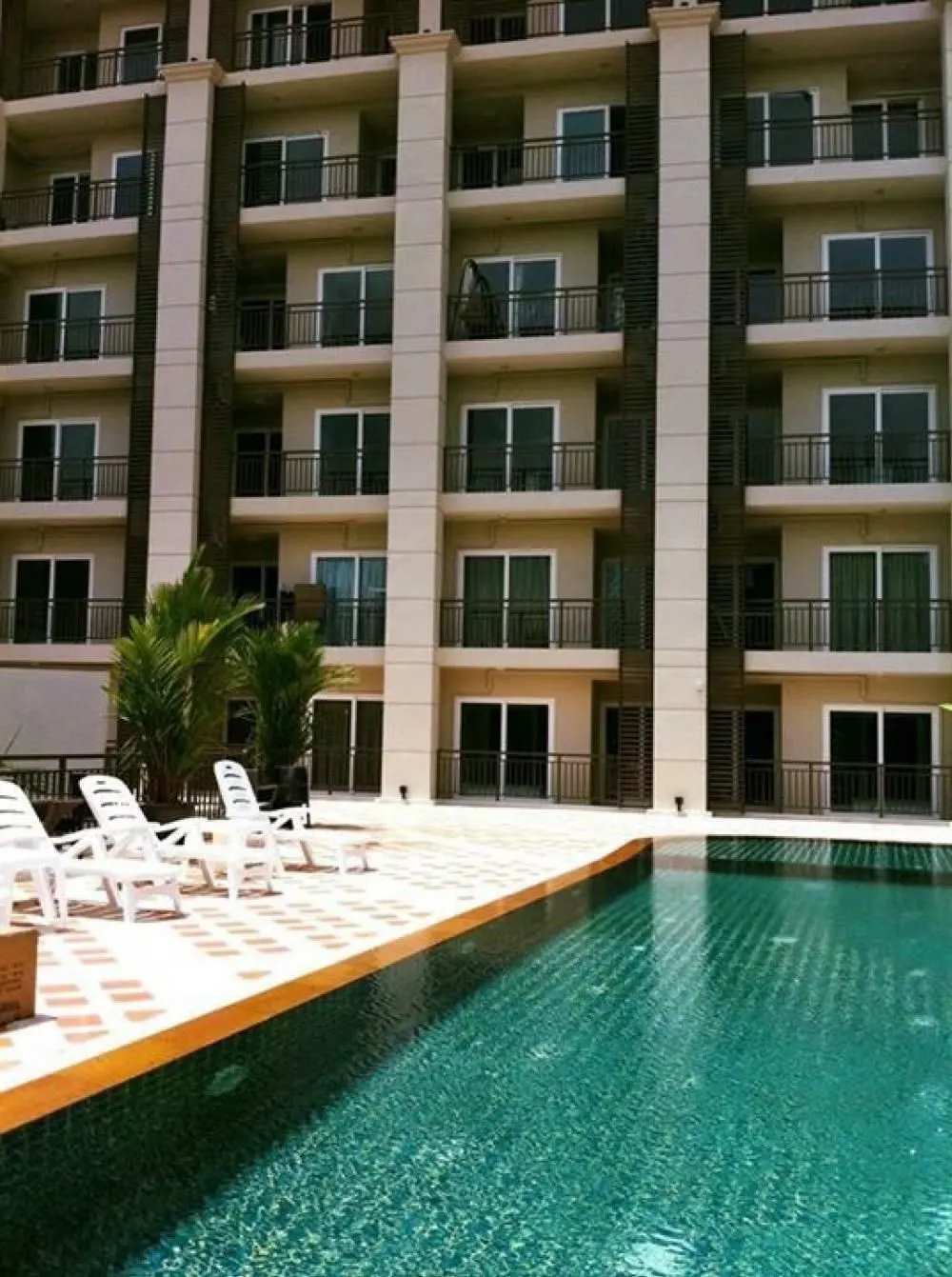 Phuket Avenue Condominium