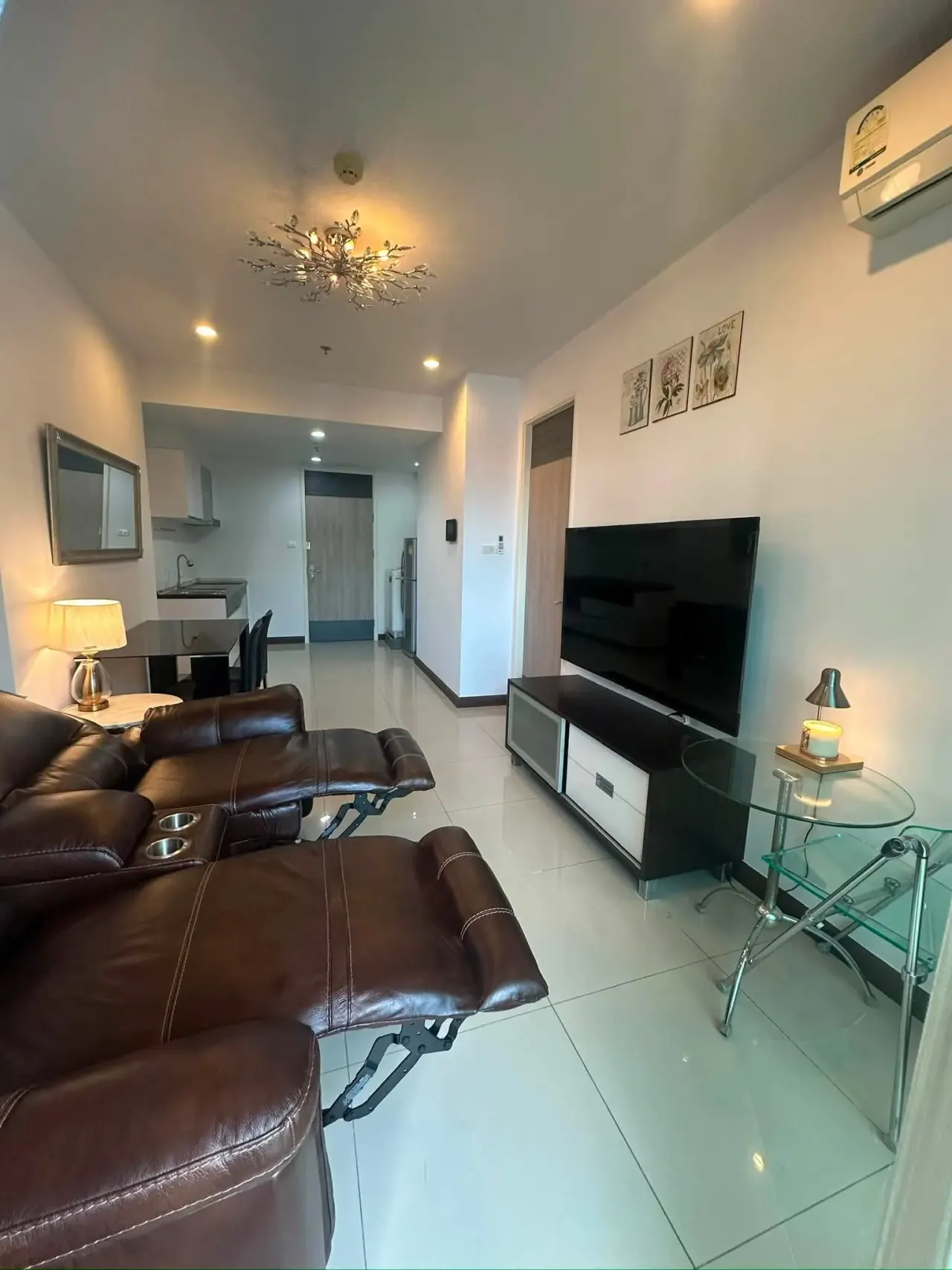 Condo · 1 室 · 1 卫 · 51 m²