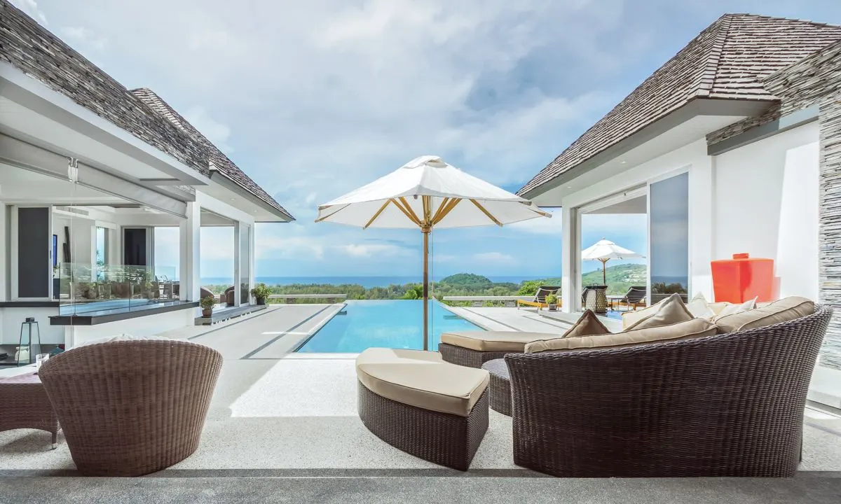 Villa · 5 ห้องนอน · 6 ห้องน้ำ · 1,000 m²