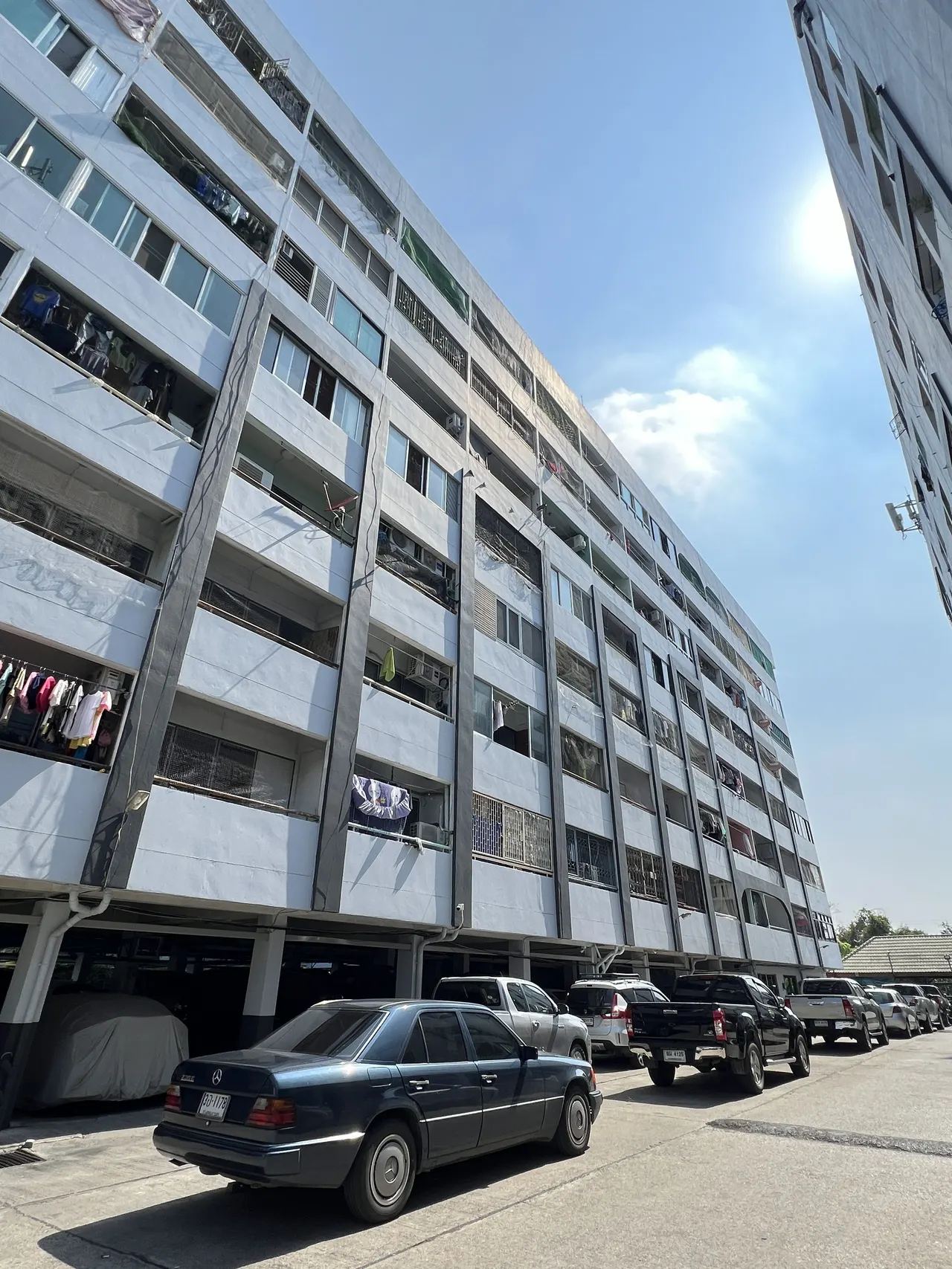 Baan Suan Rimnam Condominium
