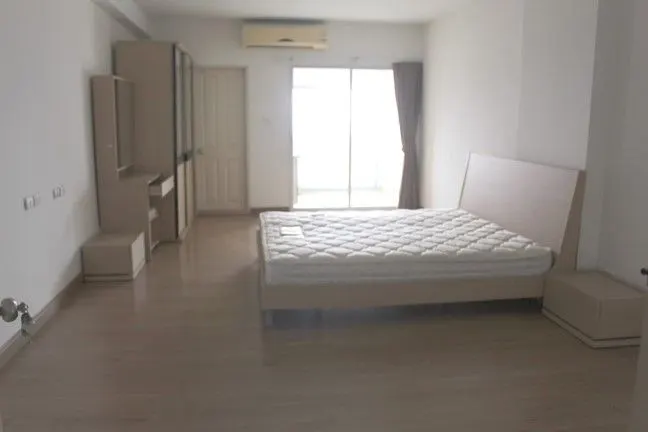 1 bd · 1 ba · 37 m²