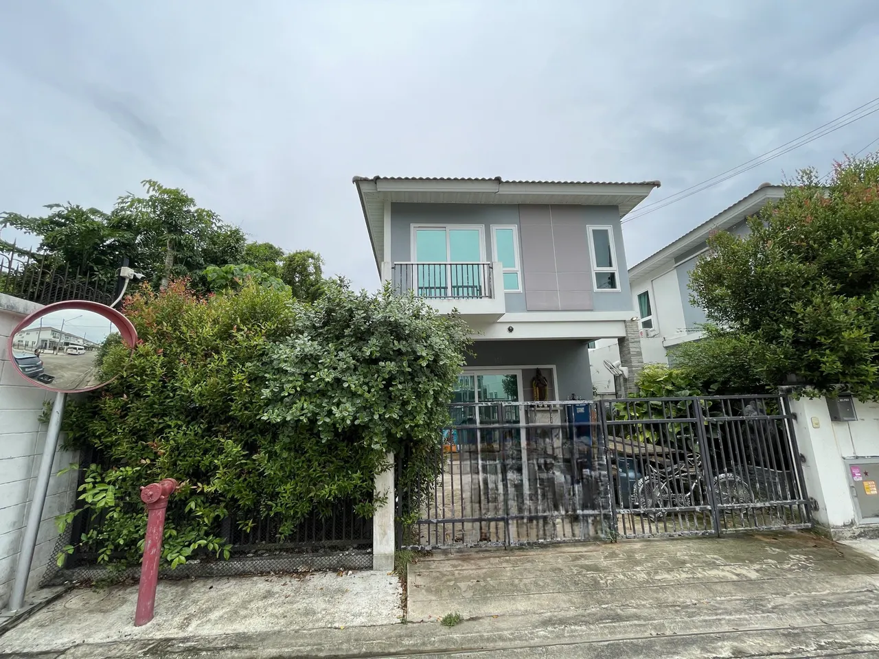 House · 3 bd · 2 ba · 171 m²