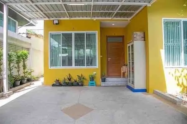 Lucky House Village