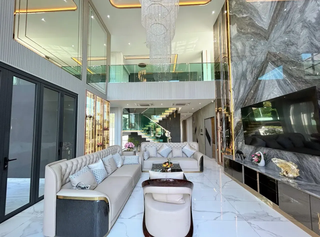 Villa · 5 ch. · 7 sdb · 820 m²