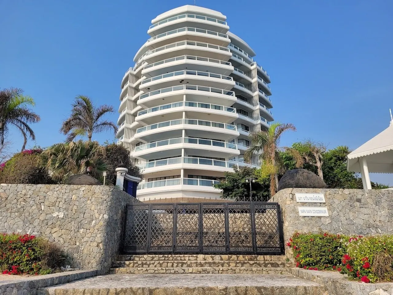 Napanawin Condominium