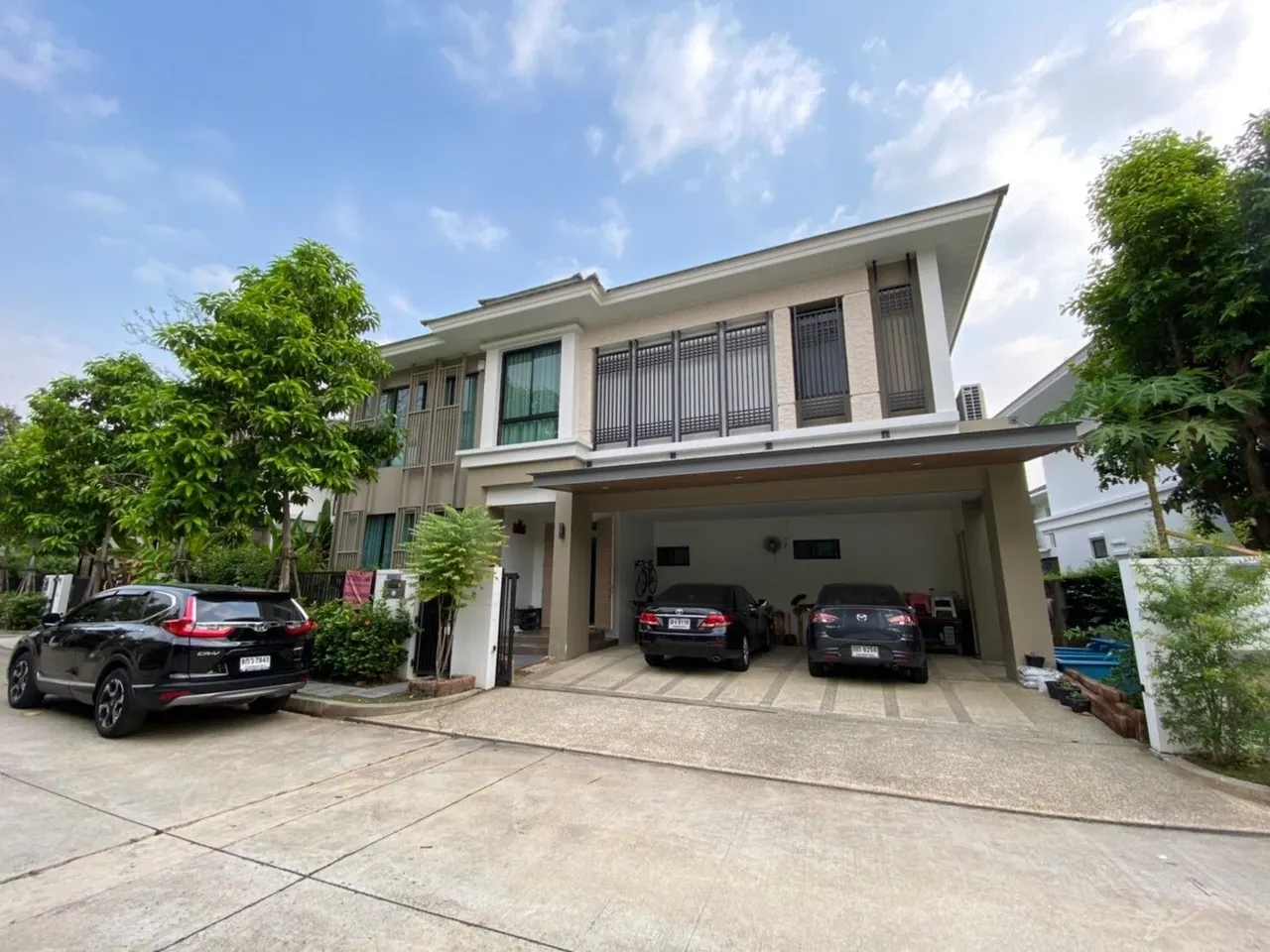 House · 5 ch. · 4 sdb · 348 m²