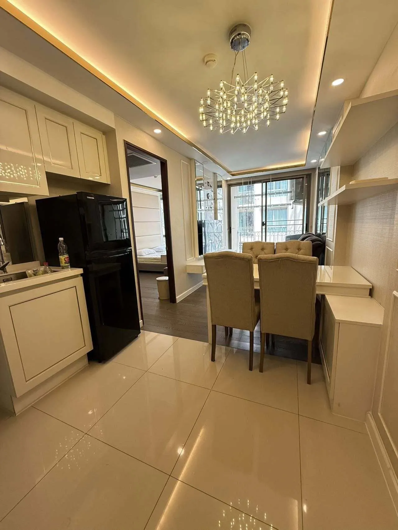 Condo · 1 bd · 1 ba · 41 m²