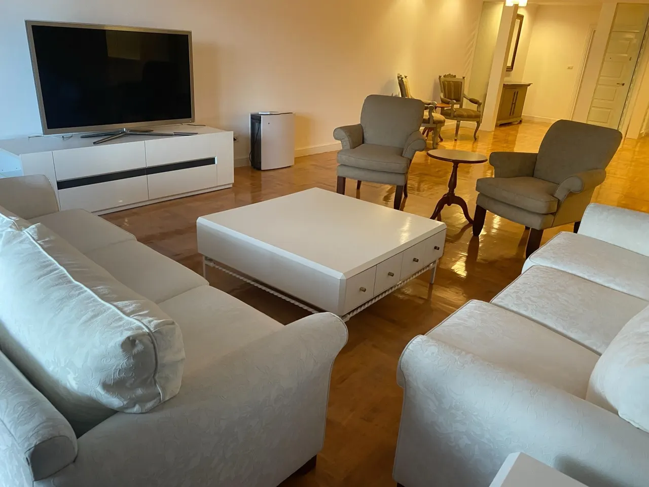 Condo · 4 室 · 4 卫 · 315 m²