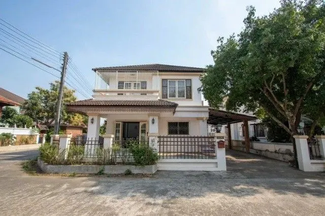 3 ch. · 3 sdb · 160 m²