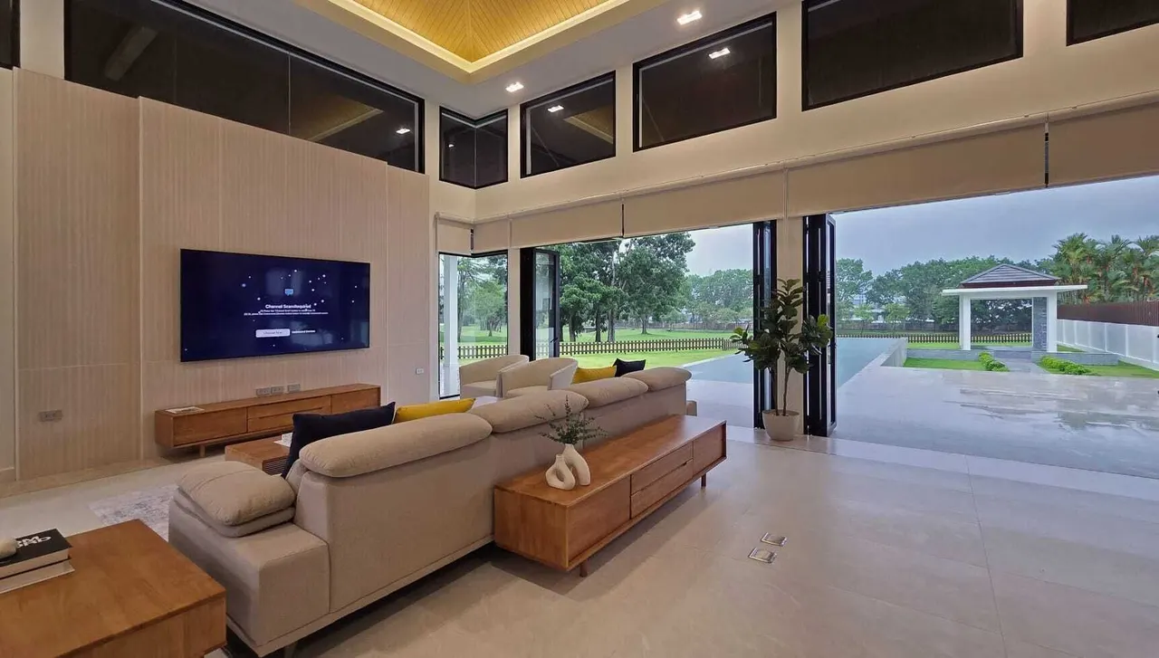 Villa · 4 bd · 5 ba · 780 m²